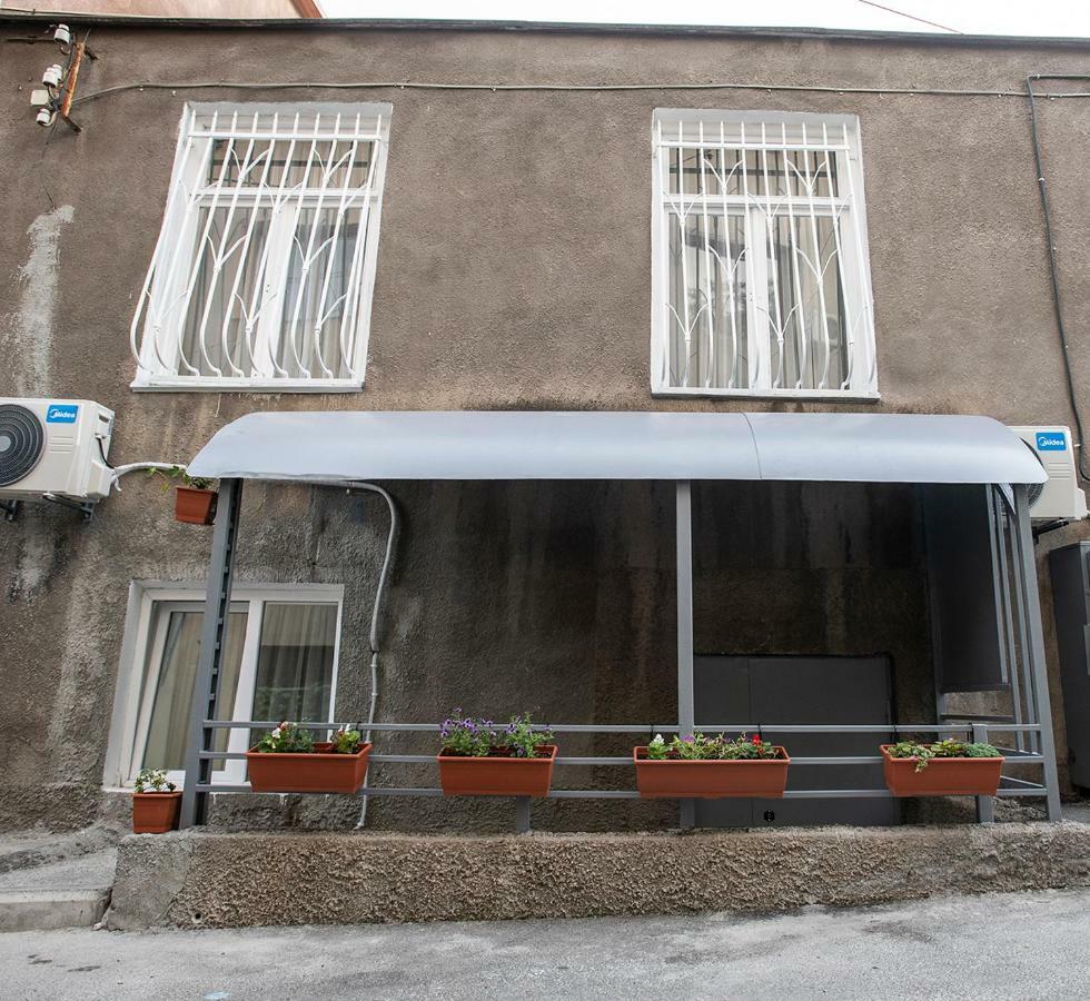 Dada - Cozy Apartment In The Center Of تبليسي المظهر الخارجي الصورة